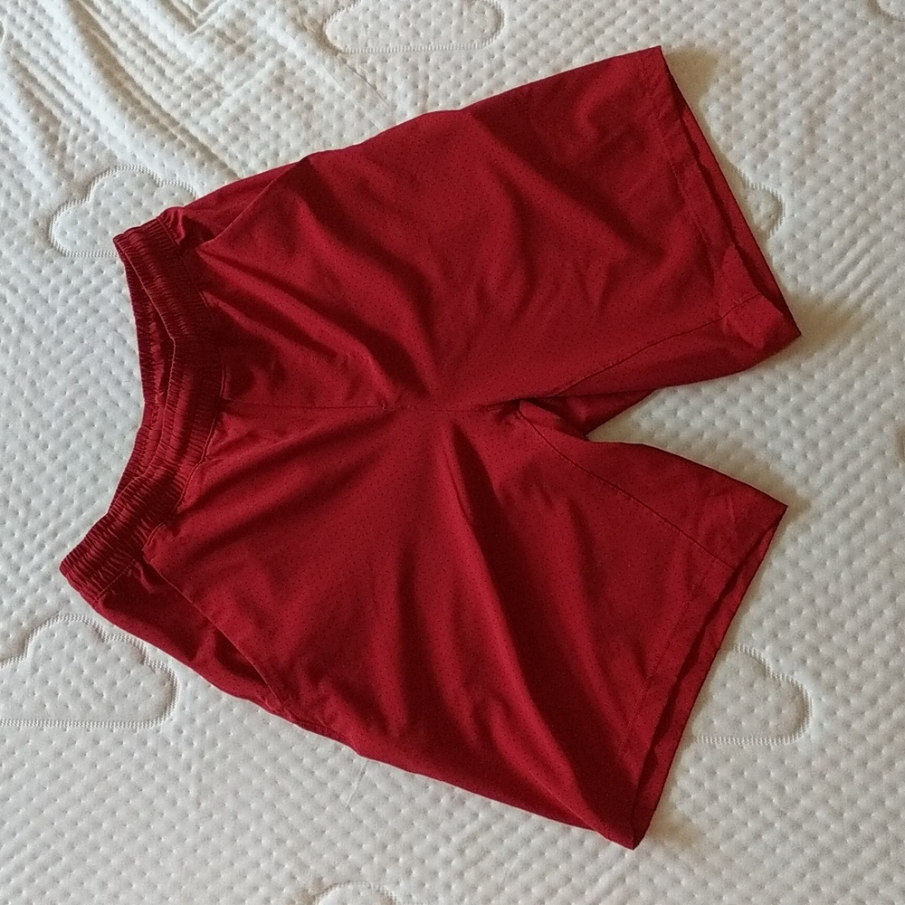 Lululemon 9 inch linerless Pace Breaker Shorts